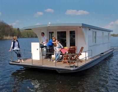 Barco Casa en Chipiona – Disfruta de unas vacaciones en el mar